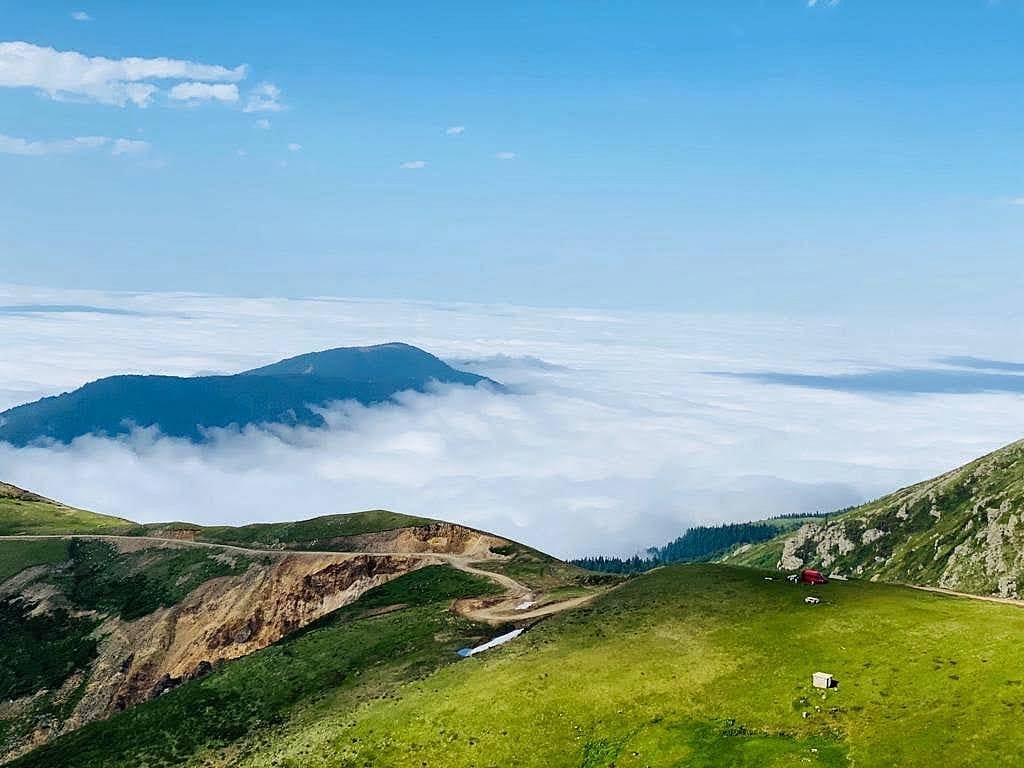 Huser, Elevit ve Handüzü Koruma Altında: Yaylalarda Sıfır Atık Seferberliği