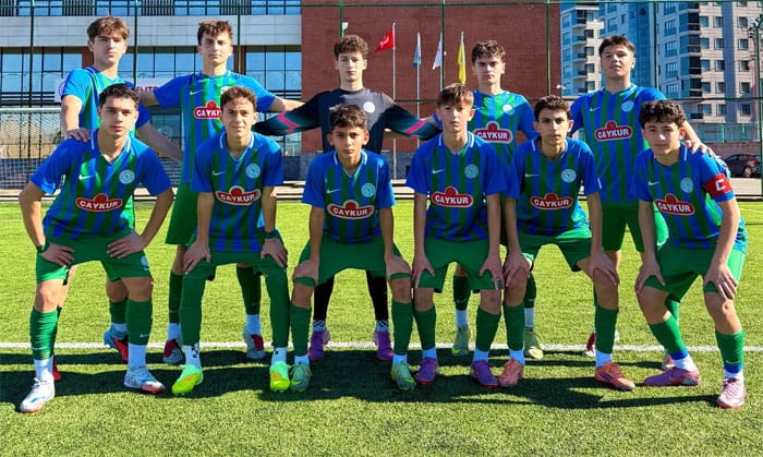 Rizespor Gelişim Ligi’nde Esiyor: Trabzon Ekiplerini Mağlup Eden Gençler Puanları Topladı