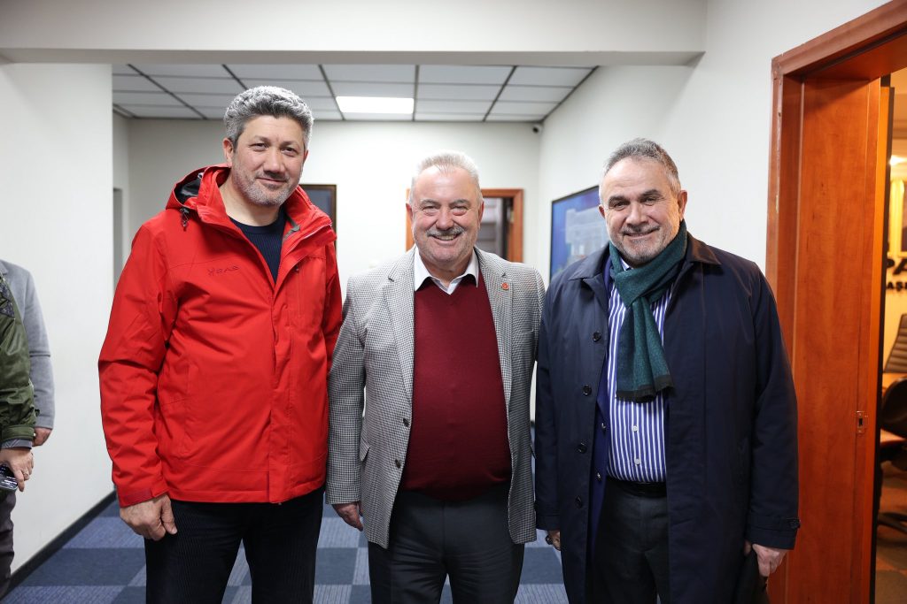 Ahmet Minder’den Yılmaz Katmer’e Ziyaret