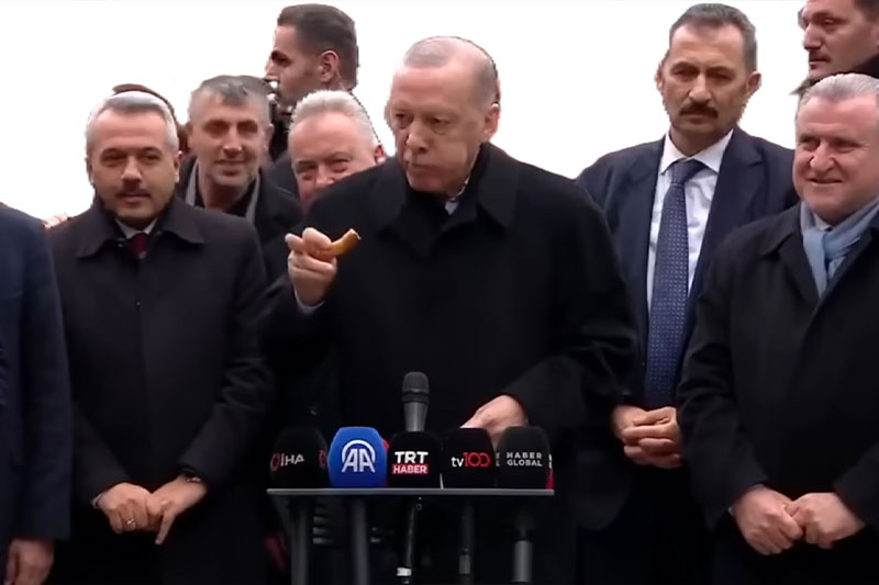 Erdoğan’dan Rize Simidi Güzellemesi: “Bu Sadece Rize’de Olur!”