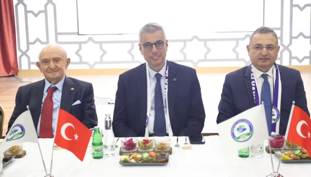 Rizeliler Aynı Sofrada: Bakan Memişoğlu’ndan “Güç Birliği” Mesajı