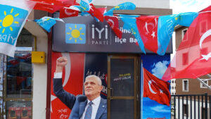 Güneysu’da İYİ Parti Rüzgarı: Yeni Hizmet Binası Muhteşem Bir Törenle Açıldı!
