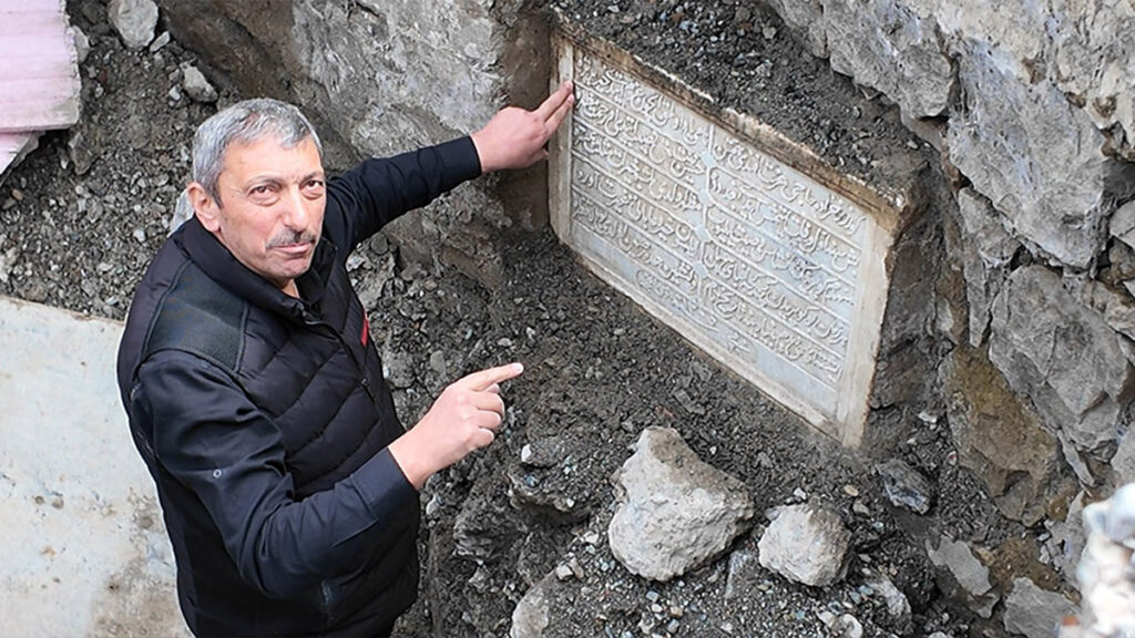 Rize’de 60 Yıllık Sır Çözüldü: Yol Çalışmasında Gün Yüzüne Çıkan Tarihi Vasiyet!