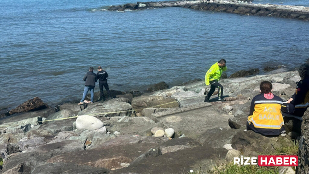 Rize’de Korkutan Keşif: Kıyıya Vuran Erkek Cesedi Ekipleri Alarma Geçirdi